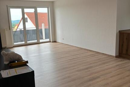 Wohnung Stolpen - 3 Zimmer, 90 m&sup2;, 750&euro; | Angebot:25994643