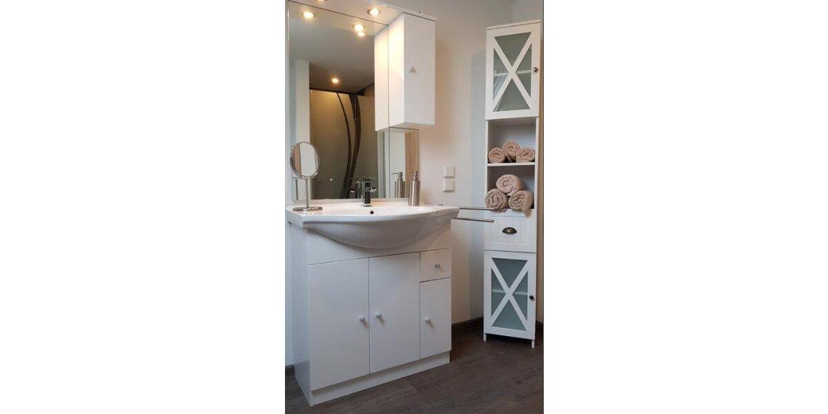 Dachgeschoßwohnung Aurich Georgsfeld und Tannenhausen - 3 Zimmer, 80 m&sup2;, 950&euro; | Angebot:25988502