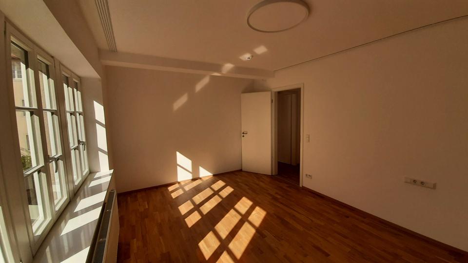Etagenwohnung Rothenburg ob der Tauber - 3.5 Zimmer, 100 m&sup2;, 1.200&euro; | Angebot:26670239