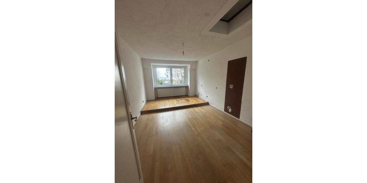 Etagenwohnung Wuppertal Gemarkung Langerfeld - 4 Zimmer, 107 m&sup2;, 1.100&euro; | Angebot:25206629