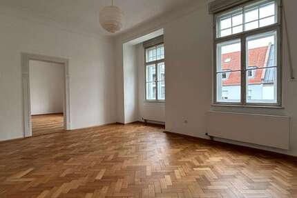 Wohnung Augsburg Antonsviertel - 4 Zimmer, 116 m&sup2;, 1.740&euro; | Angebot:26986463