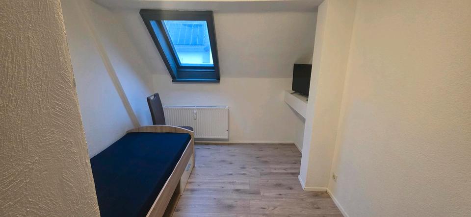 Dachgeschoßwohnung Höhr-Grenzhausen Grenzhausen - 3 Zimmer, 63 m&sup2;, 710&euro; | Angebot:26038600