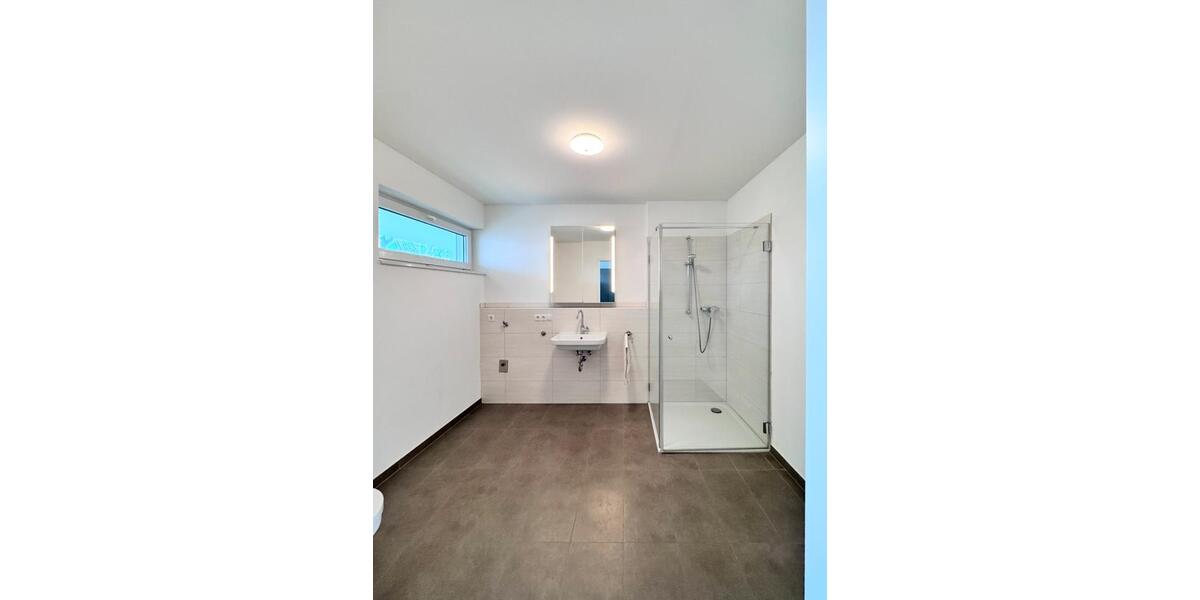 Etagenwohnung Neuwied - 2 Zimmer, 67 m&sup2;, 770&euro; | Angebot:26214690