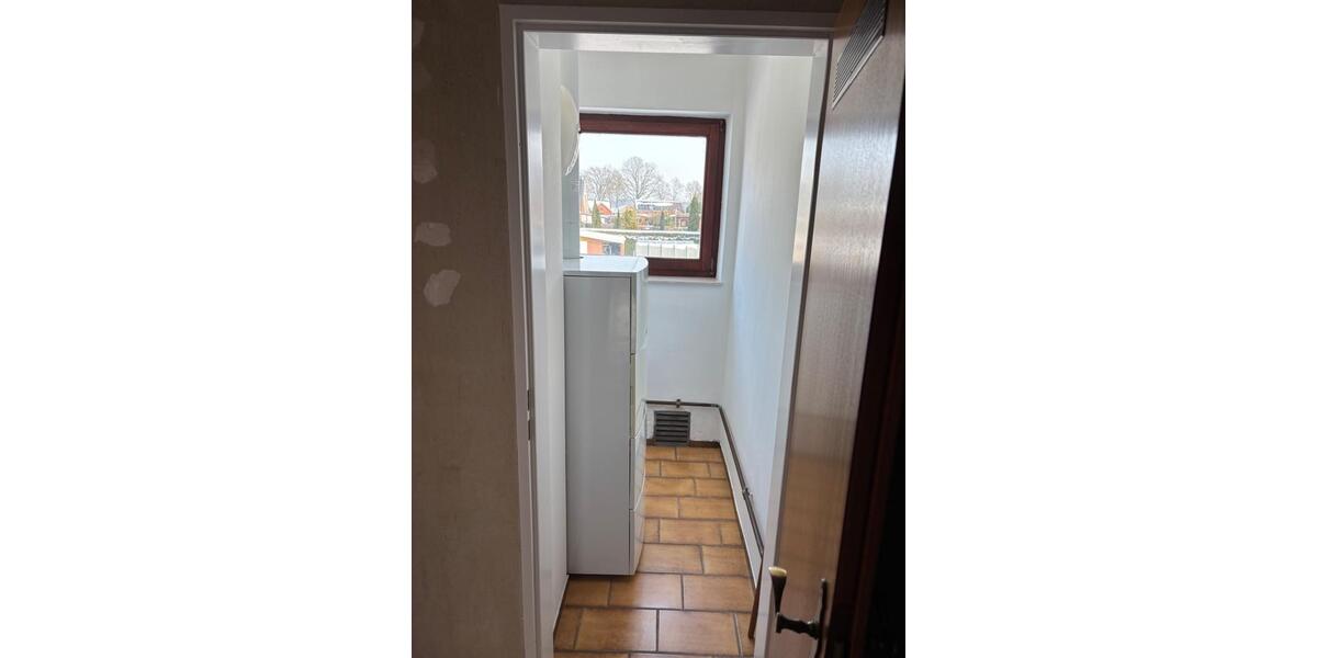 Dachgeschoßwohnung Garrel - 5 Zimmer, 95 m&sup2;, 700&euro; | Angebot:25280342