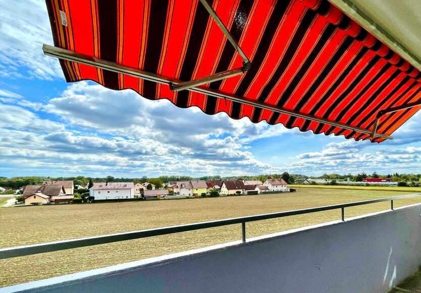 Renovierte 2-Zimmer Wohnung mit 60qm zimmer