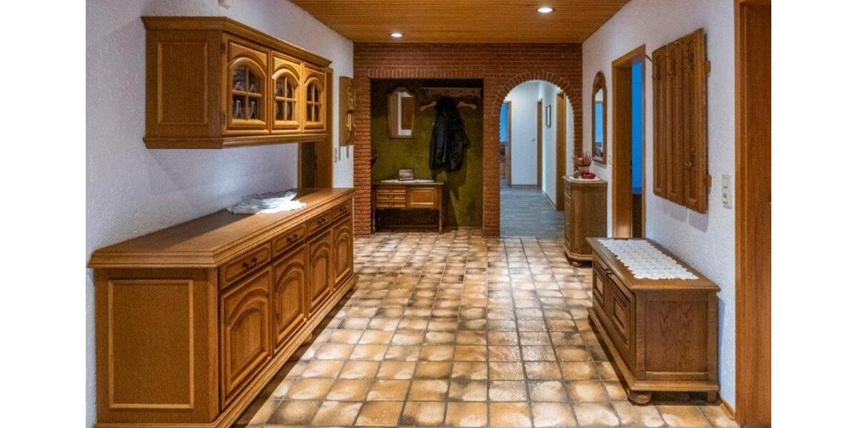 Wohnen auf Zeit Upgant-Schott Schott - 5 Zimmer, 200 m&sup2;, 20&euro; | Angebot:24477896