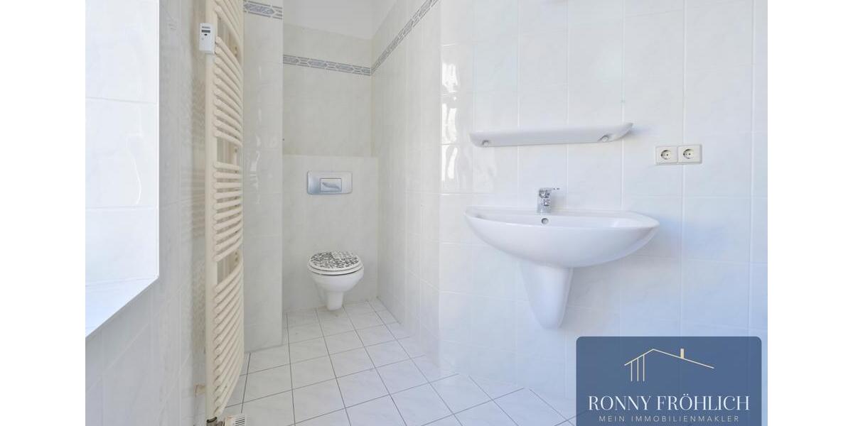 Etagenwohnung Meerane - 2 Zimmer, 55 m&sup2;, 325&euro; | Angebot:26295094