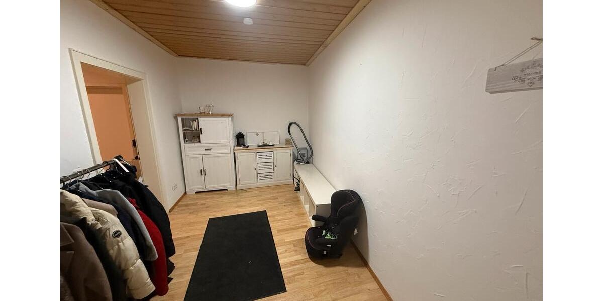 Etagenwohnung Geisenfeld - 3 Zimmer, 112 m&sup2;, 1.100&euro; | Angebot:24865831