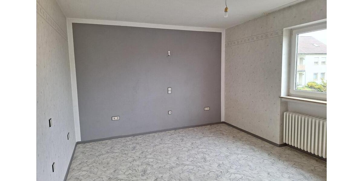 Etagenwohnung Üchtelhausen - 5 Zimmer, 108 m&sup2;, 900&euro; | Angebot:26241913