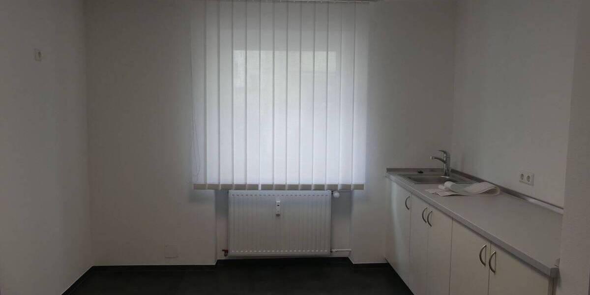 Gewerbeobjekt Sigmaringen - 4 Zimmer, 170 m&sup2;, 1.950&euro; | Angebot:26787279