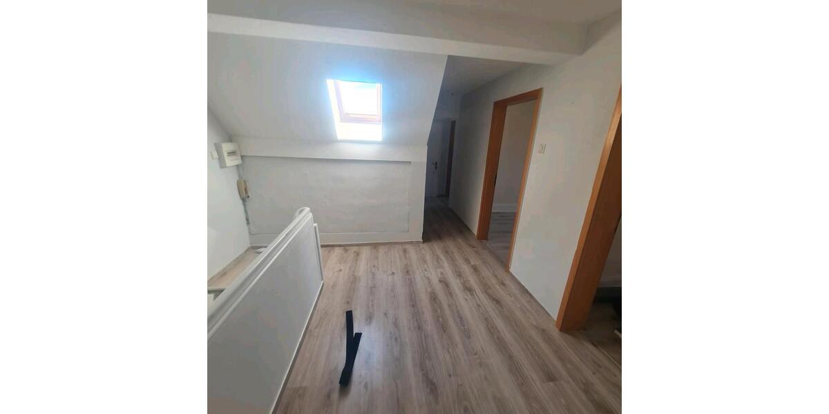 Dachgeschoßwohnung Clausthal-Zellerfeld Zellerfeld - 4 Zimmer, 90 m&sup2;, 475&euro; | Angebot:25890632