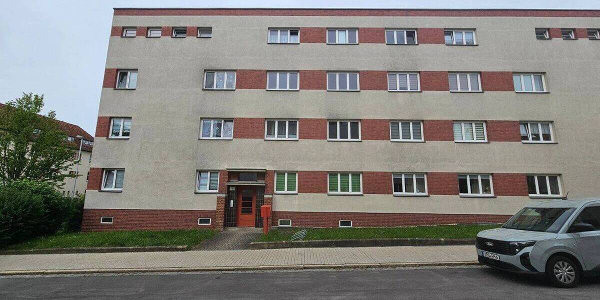 Etagenwohnung Altenburg Südost - 2 Zimmer, 50 m&sup2;, 305&euro; | Angebot:26786953