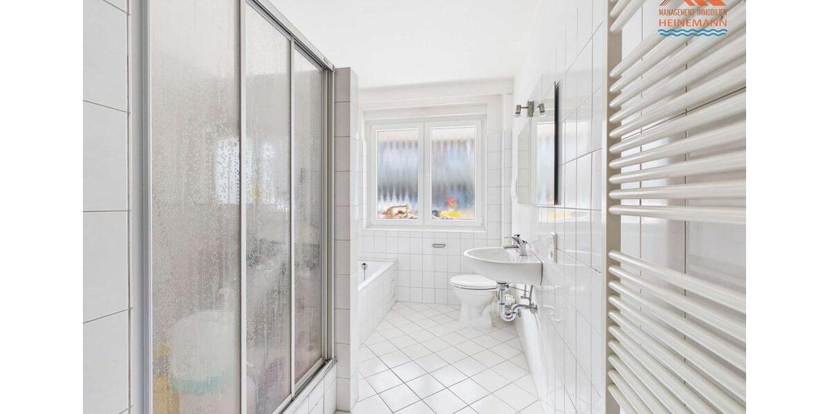 Etagenwohnung Cuxhaven - 3 Zimmer, 129 m&sup2;, 1.050&euro; | Angebot:26564690