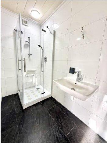 Etagenwohnung Floß - 7 Zimmer, 184 m&sup2;, 1.520&euro; | Angebot:26130524