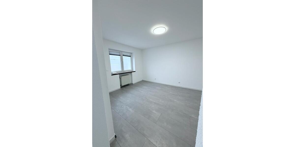 Erdgeschoßwohnung Wadgassen - 4 Zimmer, 96 m&sup2;, 1.050&euro; | Angebot:25067473