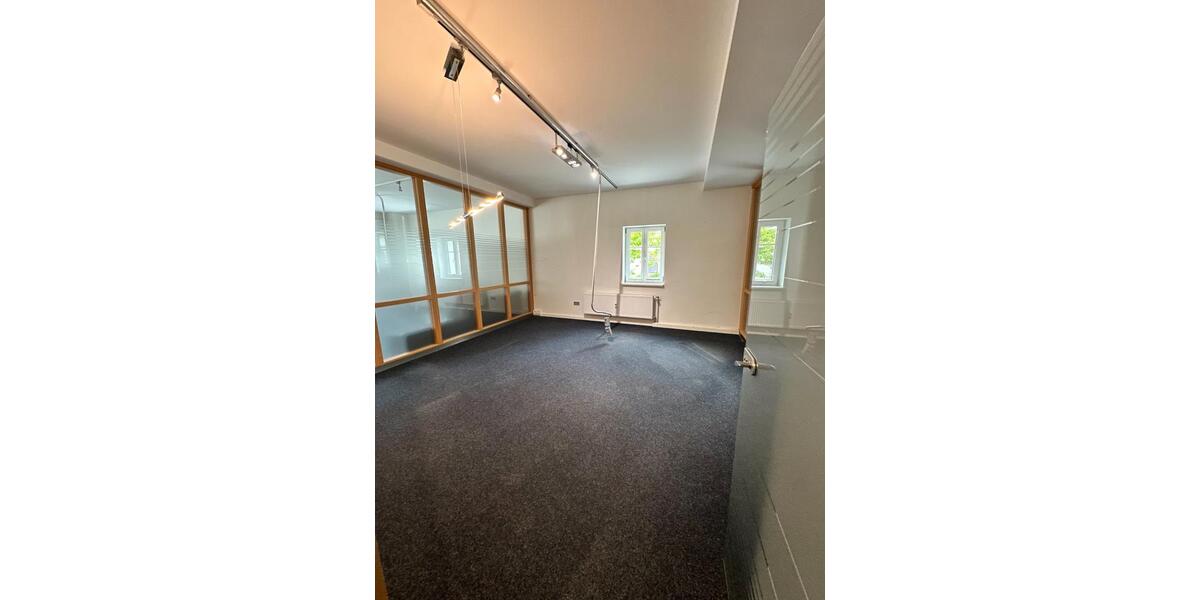 Gewerbeobjekt Windischeschenbach - 1.500&euro; | Angebot:26638207