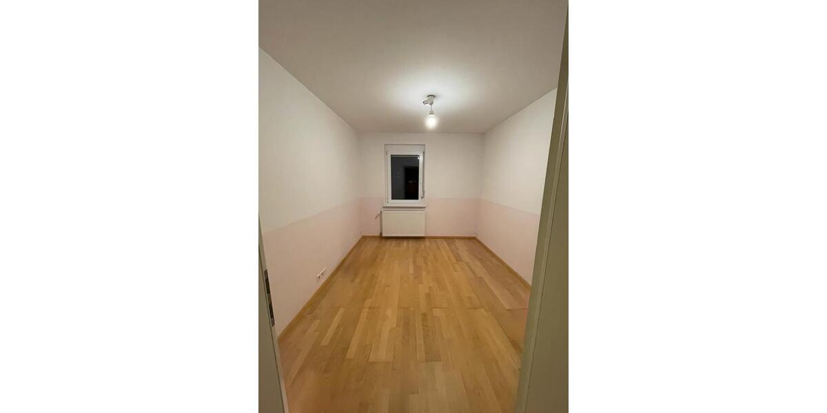 Einfamilienhaus mit Dachterrasse, Garage & Garten – 130 m², 5 Zi. 5 zimmer