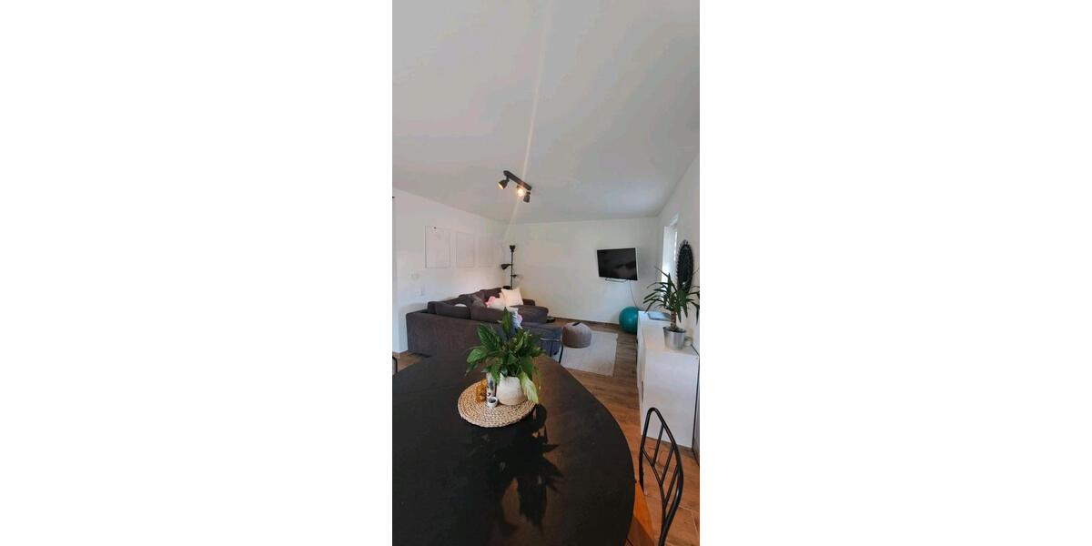 Hochparterre Weil am Rhein - 2 Zimmer, 60 m&sup2;, 990&euro; | Angebot:25870606