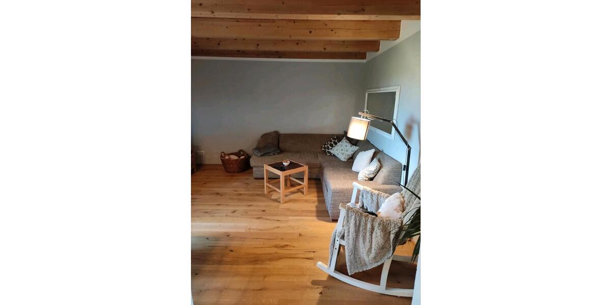 Etagenwohnung Großkarolinenfeld - 3.5 Zimmer, 80 m&sup2;, 1.214&euro; | Angebot:25172850