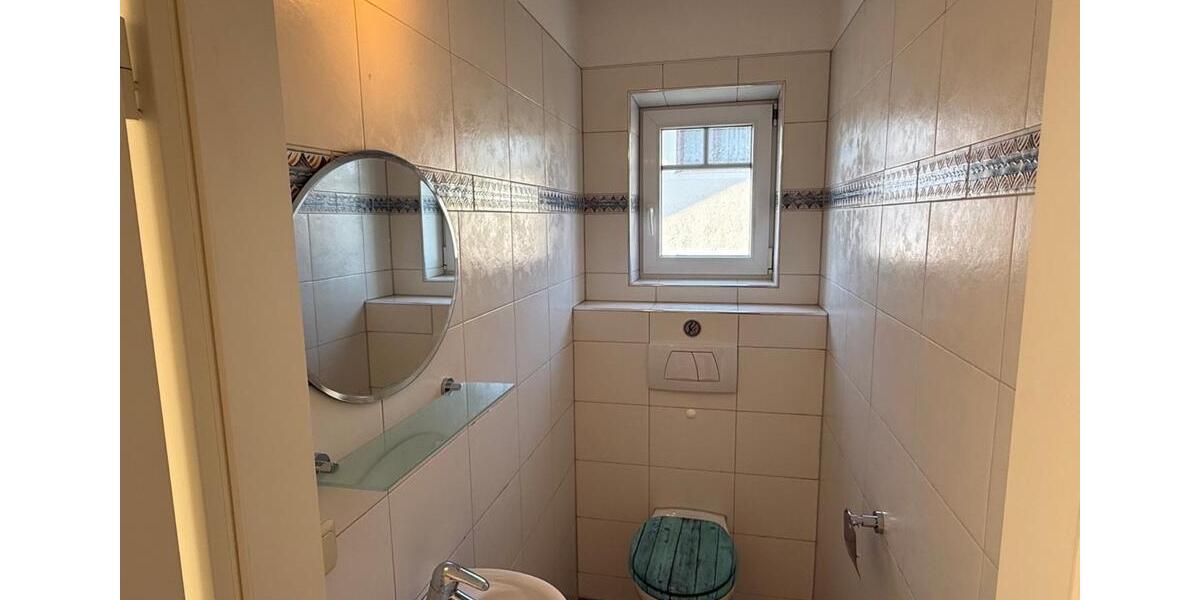 Doppelhaushälfte Tutzing - 5 Zimmer, 141 m&sup2;, 2.190&euro; | Angebot:24660608