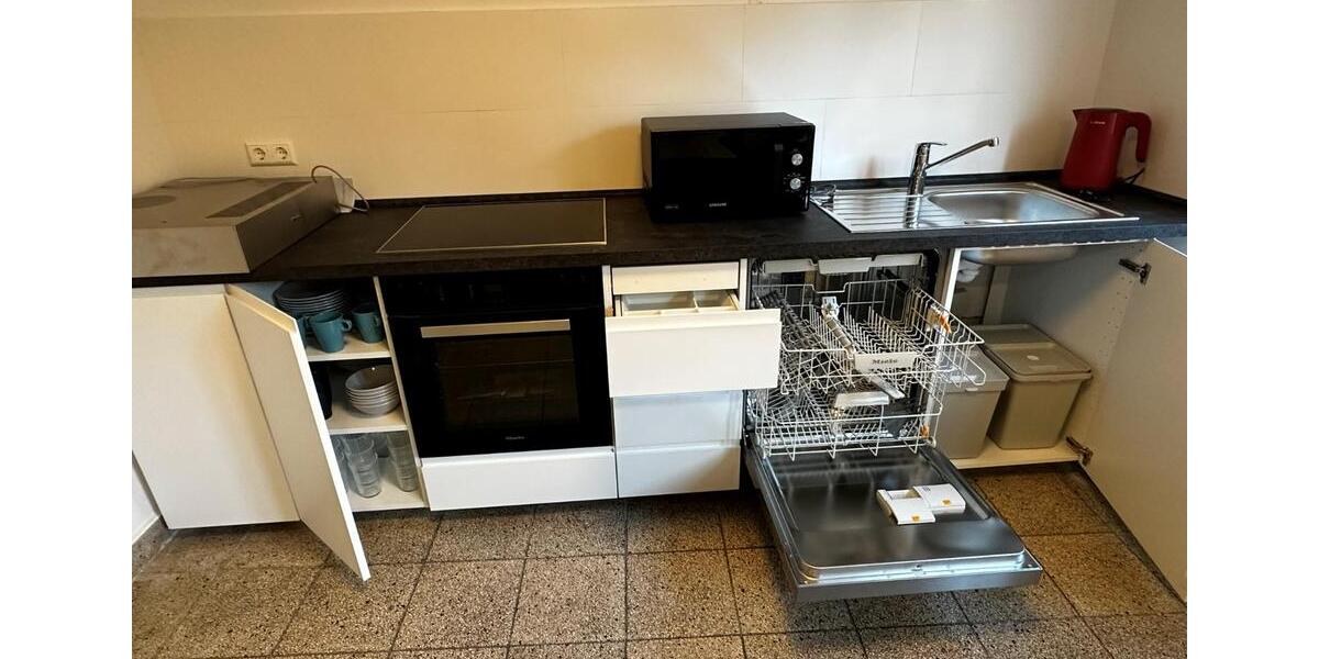 Wohnen auf Zeit Esslingen am Neckar - 4 Zimmer, 90 m&sup2;, 550&euro; | Angebot:23732599