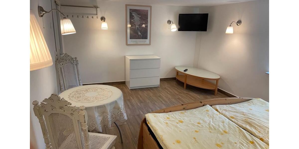 Dachgeschoßwohnung Glienicke/Nordbahn Nordbahn - 1 Zimmer, 30 m&sup2;, 45&euro; | Angebot:23281045