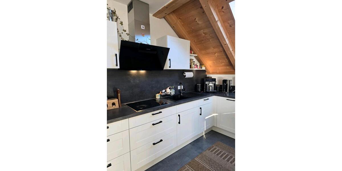 Wunderschöne Dachgeschosswohnung mit Galerie 2 zimmer