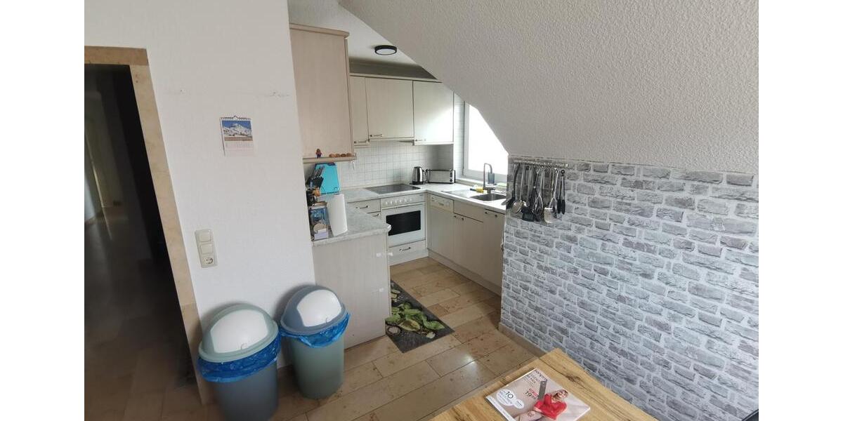 Dachgeschoßwohnung Heide - 4 Zimmer, 97 m&sup2;, 795&euro; | Angebot:26295053