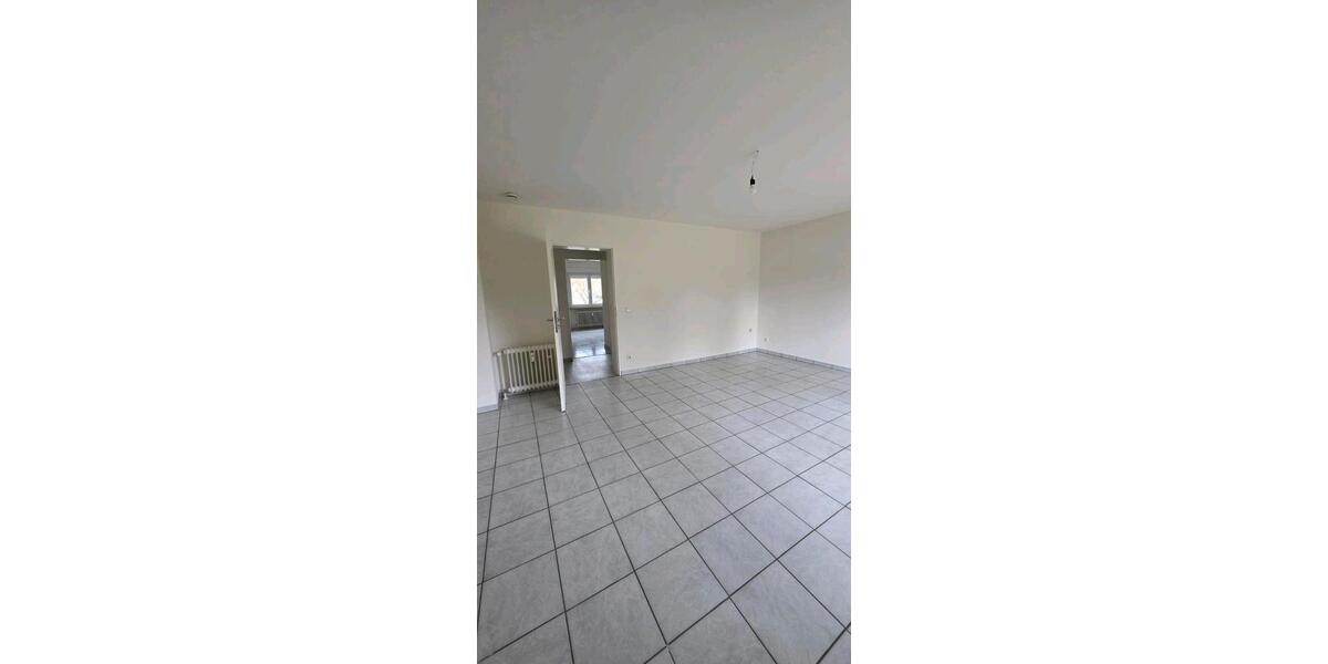 Erdgeschoßwohnung Kirchberg (Hunsrück) - 3 Zimmer, 85 m&sup2;, 820&euro; | Angebot:25543085