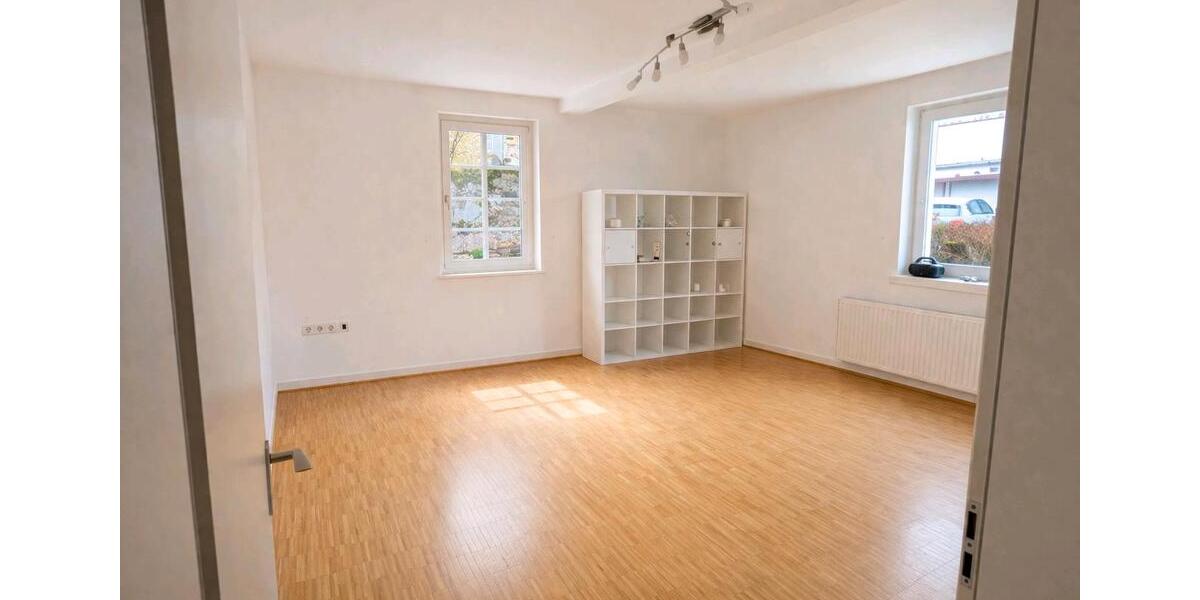 Erdgeschoßwohnung Malsfeld - 3 Zimmer, 90 m&sup2;, 580&euro; | Angebot:26045066