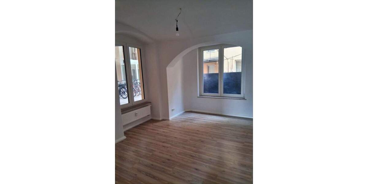 Etagenwohnung Magdeburg Altstadt - 2 Zimmer, 45 m&sup2;, 360&euro; | Angebot:25704003