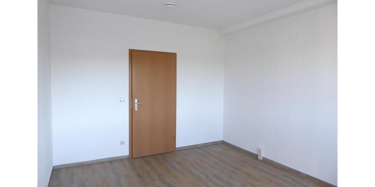 Etagenwohnung Saalfeld (Saale) - 3 Zimmer, 59 m&sup2;, 323&euro; | Angebot:17498420