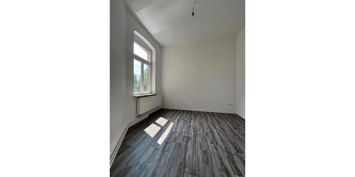 Etagenwohnung Köthen (Anhalt) - 3 Zimmer, 87 m&sup2;, 830&euro; | Angebot:26030170