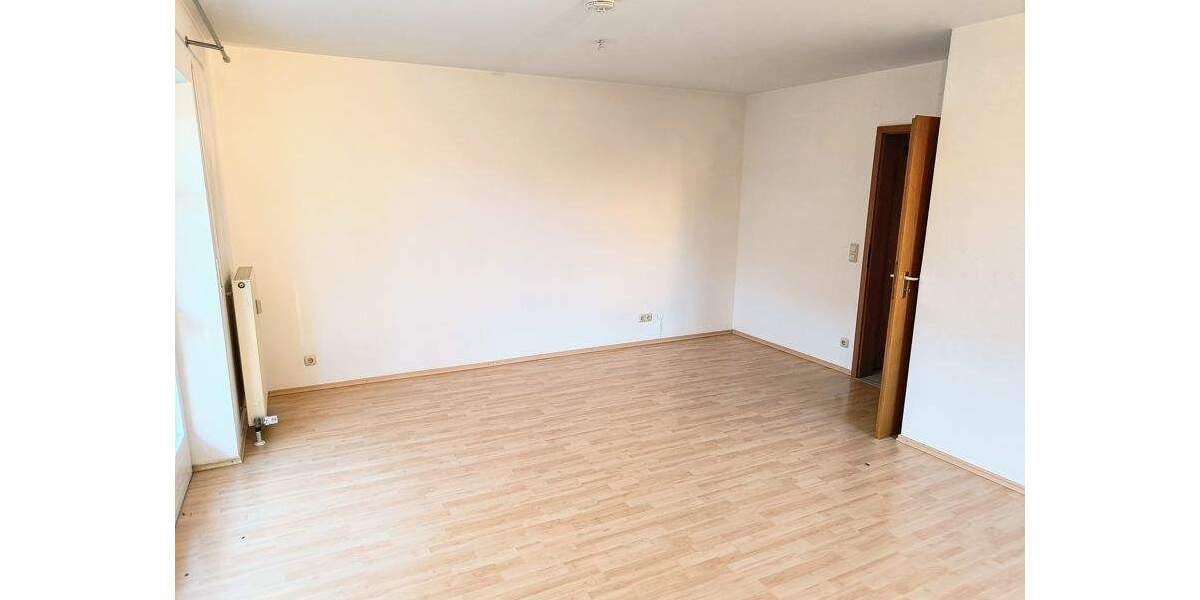 Etagenwohnung Kößlarn - 3 Zimmer, 70 m&sup2;, 600&euro; | Angebot:25916376