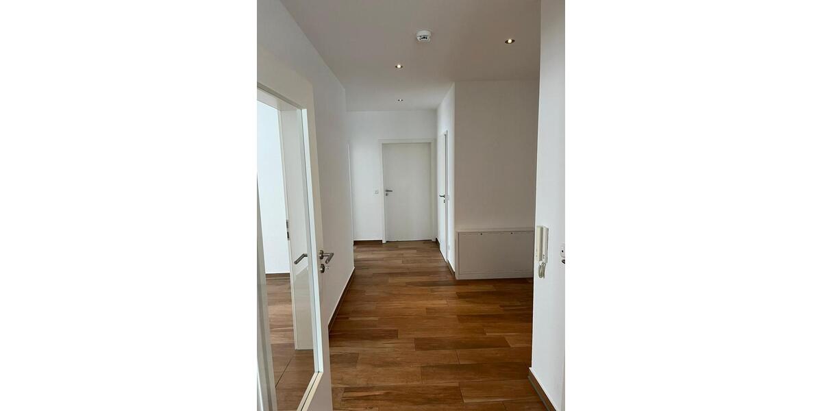Etagenwohnung Bovenden - 4 Zimmer, 109 m&sup2;, 1.440&euro; | Angebot:26004691