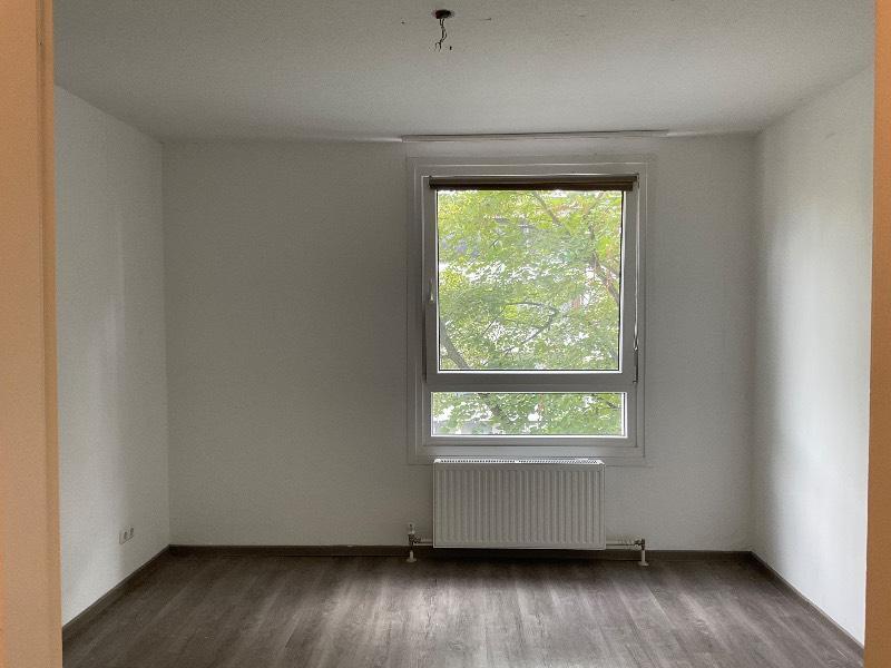 Familienwohnung mit neuem Wohlfühlbad zum 01.11.2025 zimmer