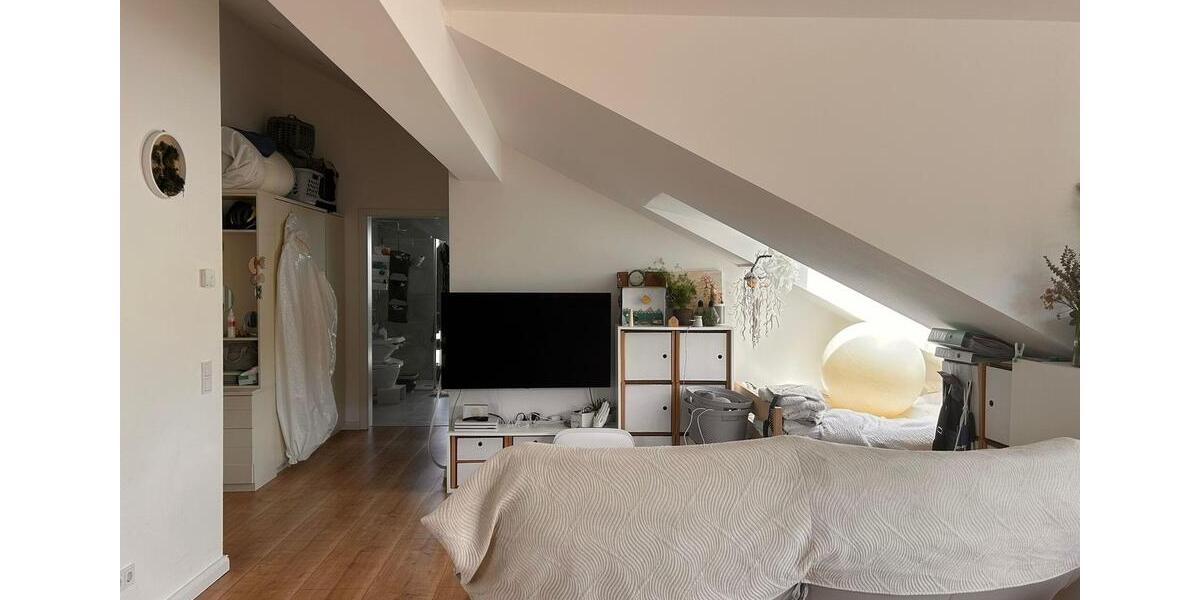 Dachgeschoßwohnung Waldbröl - 2 Zimmer, 70 m&sup2;, 780&euro; | Angebot:26648403
