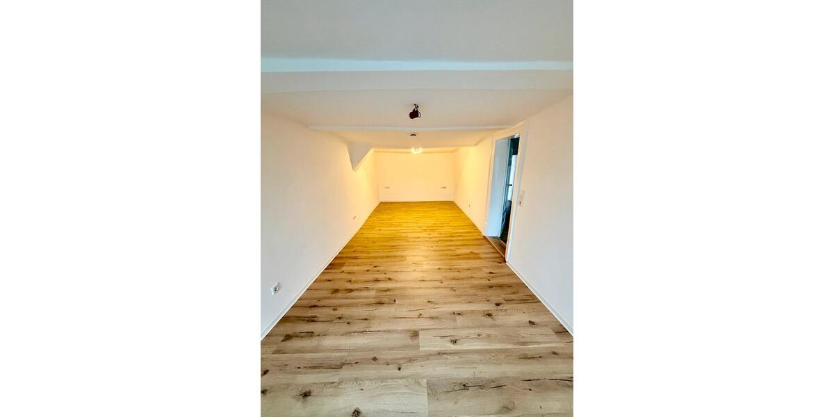 Etagenwohnung Bad Hersfeld - 3 Zimmer, 97 m&sup2;, 780&euro; | Angebot:26018258