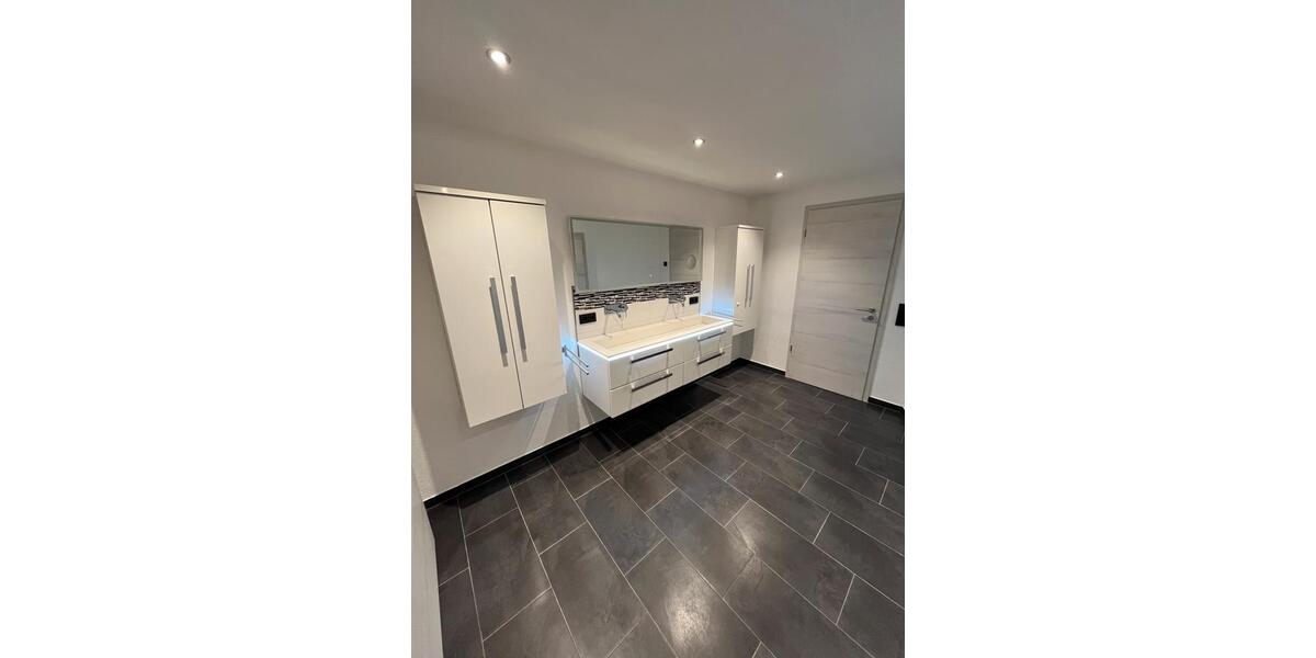 Wohnen auf Zeit Wolfsburg Almke - 8 Zimmer, 20 m&sup2;, 220&euro; | Angebot:24365670