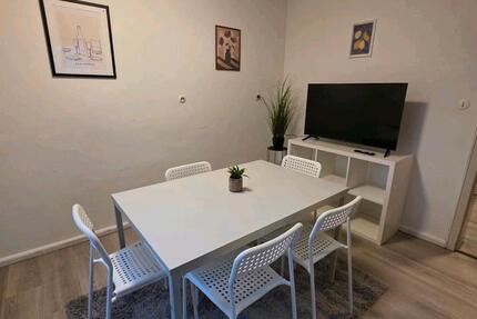 Wohnen auf Zeit Freiburg im Breisgau Lehen - 2 Zimmer, 85 m&sup2;, 2.800&euro; | Angebot:24849404