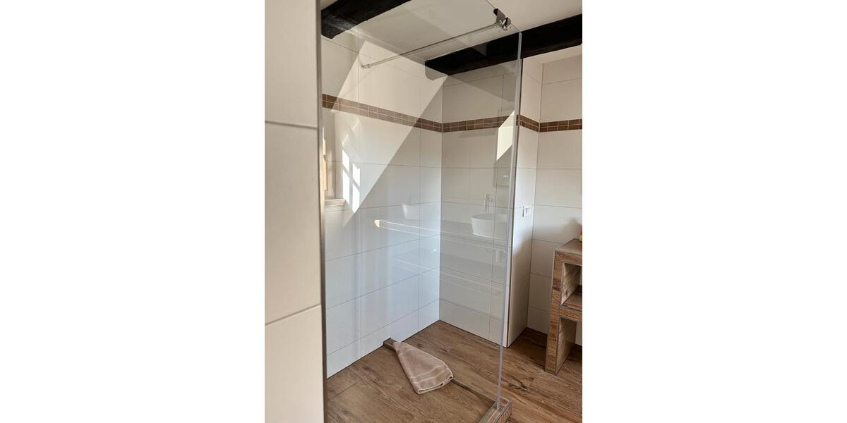 Dachgeschoßwohnung Erfurt - 1.5 Zimmer, 70 m&sup2;, 900&euro; | Angebot:24472837