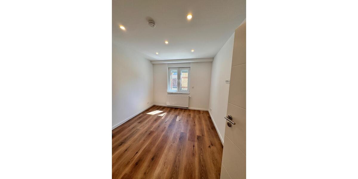 Etagenwohnung Winnenden - 4 Zimmer, 100 m&sup2;, 1.400&euro; | Angebot:26619595