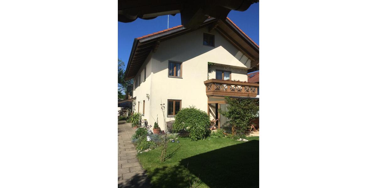 Dachgeschoßwohnung Tuntenhausen - 1.5 Zimmer, 30 m&sup2;, 880&euro; | Angebot:25046920