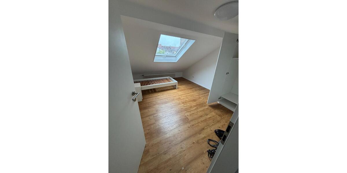 15qm Zimmer in 4er WG in der Oststadt 1 zimmer