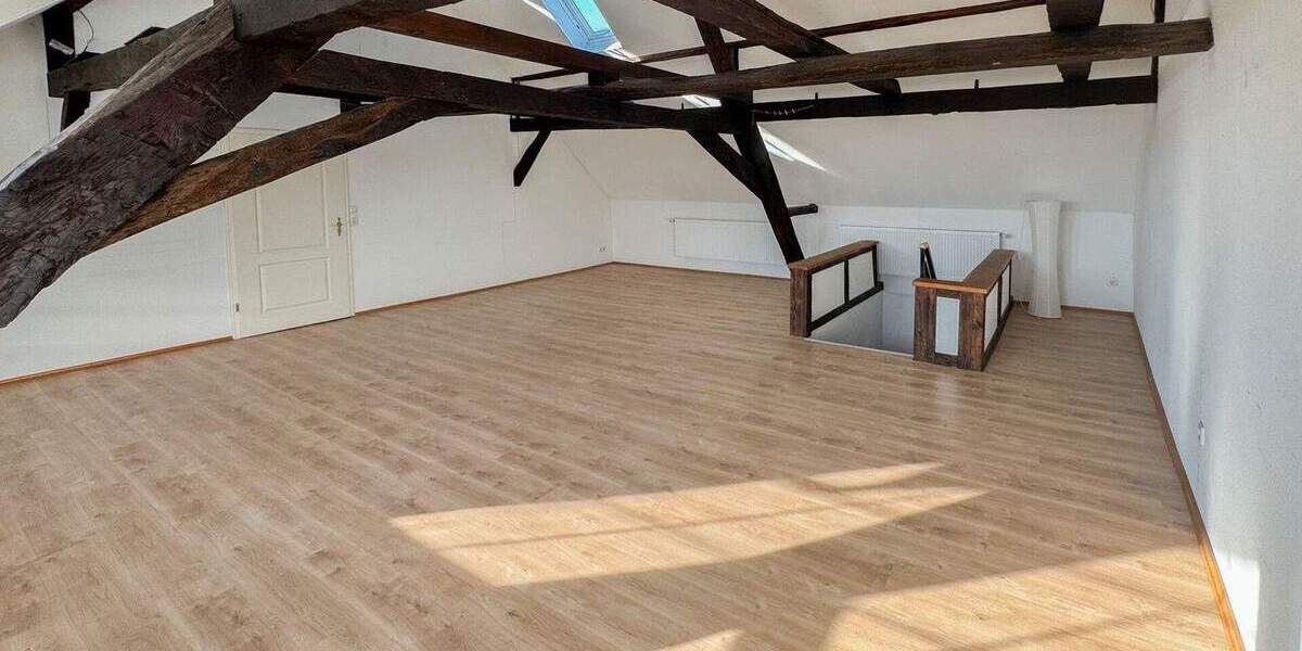 Reihenmittelhaus Katzenelnbogen - 4 Zimmer, 209 m&sup2;, 1.300&euro; | Angebot:25691918