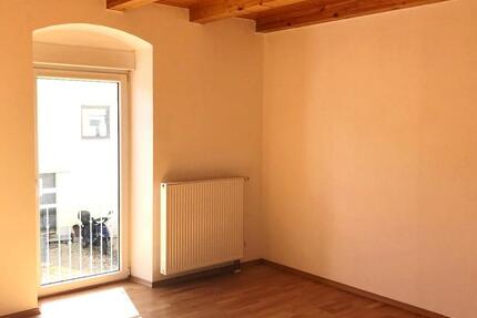 2-Zi.-Wohnung Nähe Klinikum zu vermieten zimmer