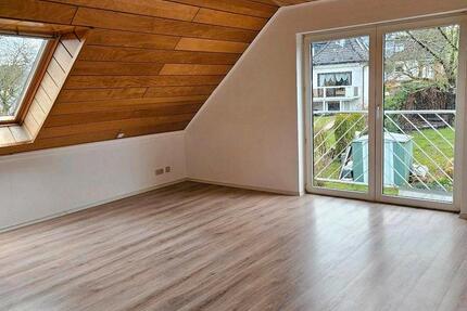 Wohnung Overath - 4 Zimmer, 83 m&sup2;, 800&euro; | Angebot:25961541