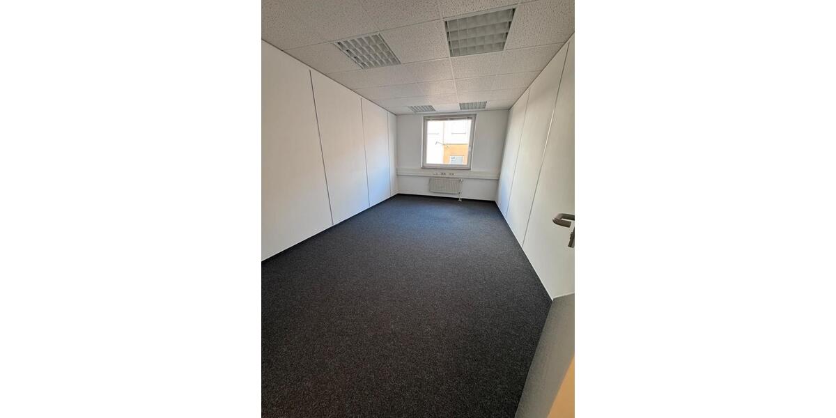 Gewerbeobjekt Wuppertal Gemarkung Vohwinkel - 897&euro; | Angebot:25662965