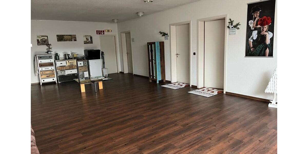 Gewerbeobjekt Sankt Georgen im Schwarzwald - 768&euro; | Angebot:23881221