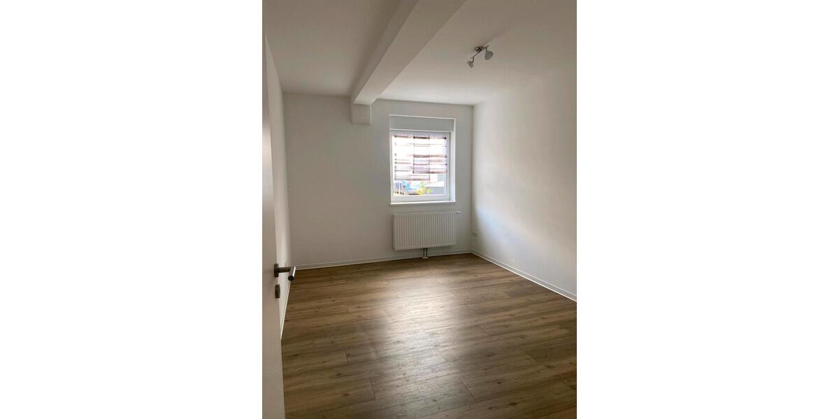 Erdgeschoßwohnung Seßlach - 3 Zimmer, 94 m&sup2;, 680&euro; | Angebot:25961681